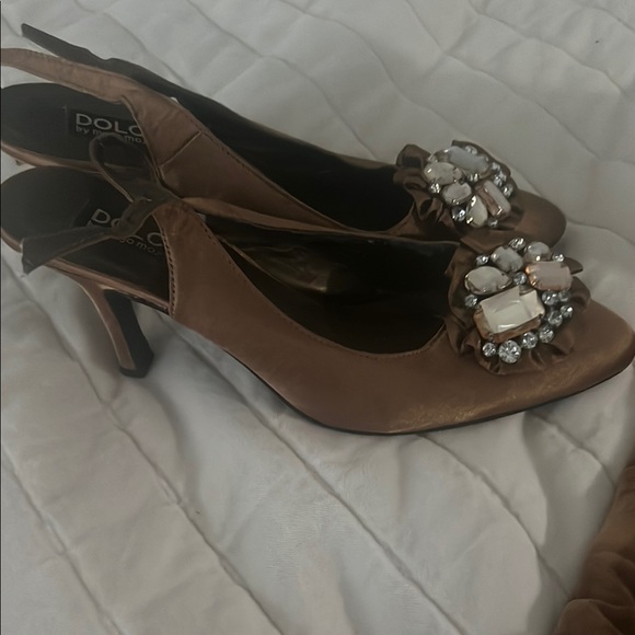 Dolce & Gabbana Shoes - Dolce & Gabbana Brown Heels with Timeless Elegance